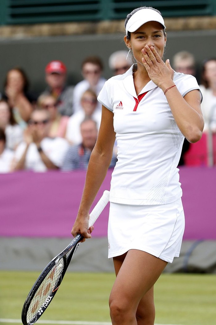 Tay vợt xinh đẹp Ana Ivanovic.